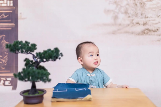 涟源宝宝喊肚子疼怎么回事